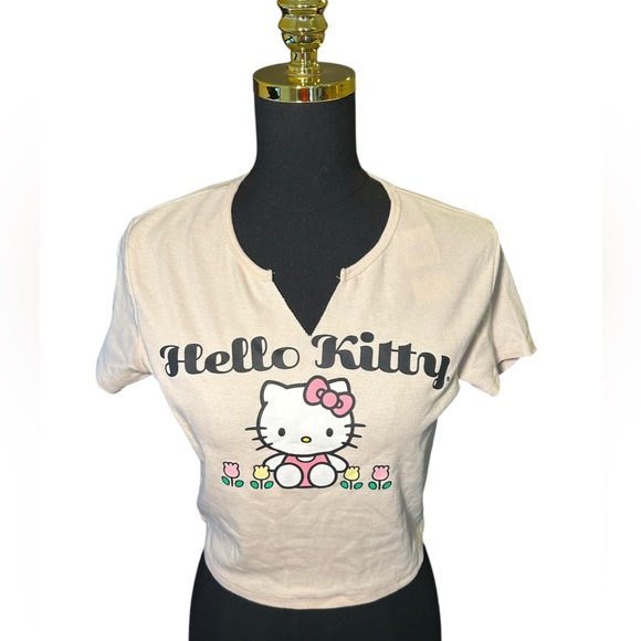 Hello Kitty Cream Graphic Tee - Picture 1 of 4